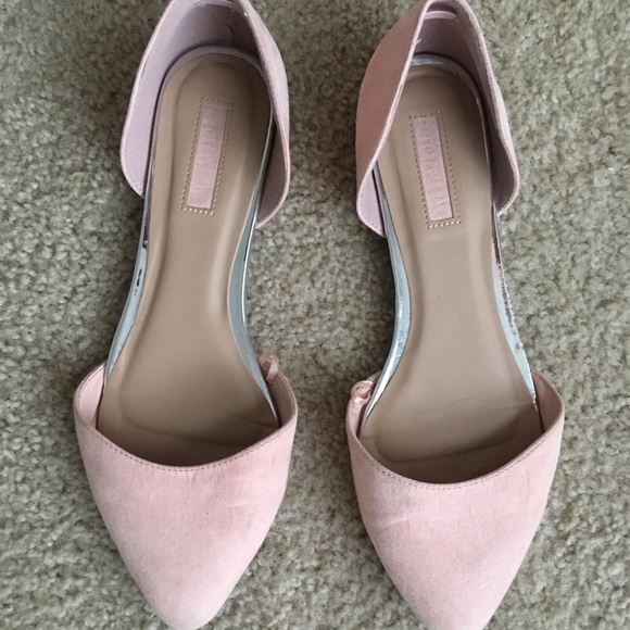 Pointed flat - Picture 2 of 2